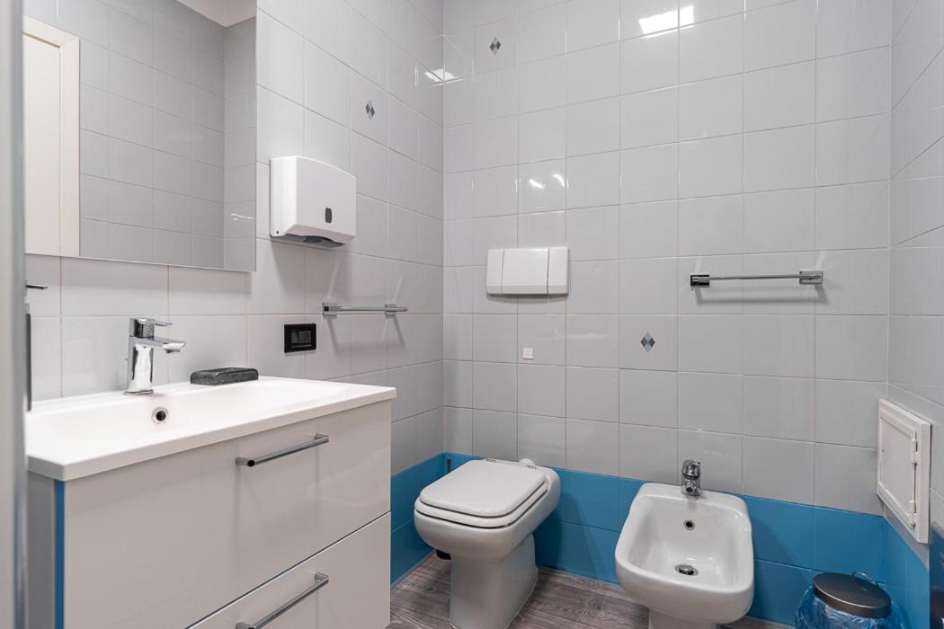 Appartement Studio Yvonne à Bari Extérieur photo